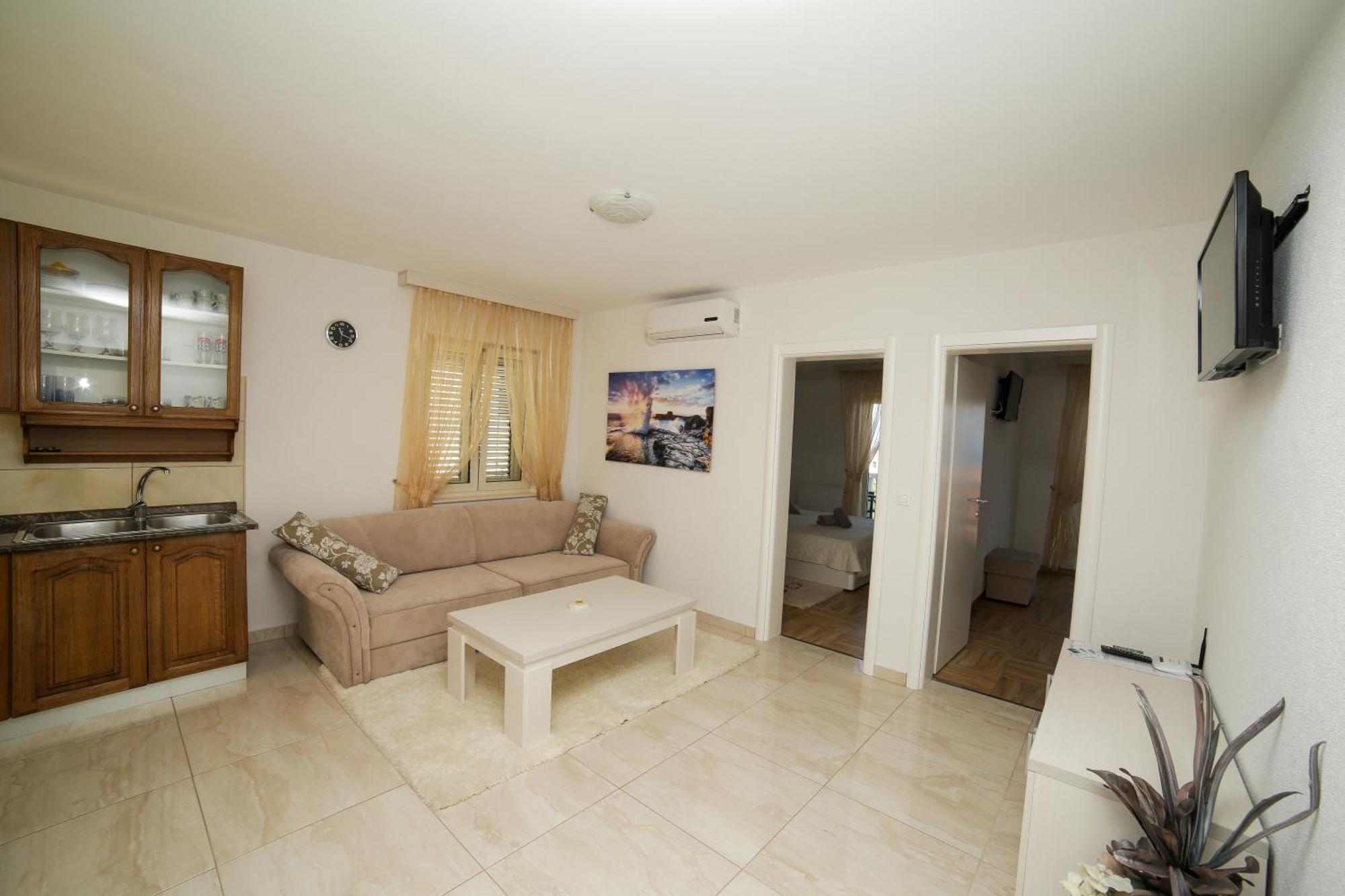 Apartments Manda Supetar Extérieur photo