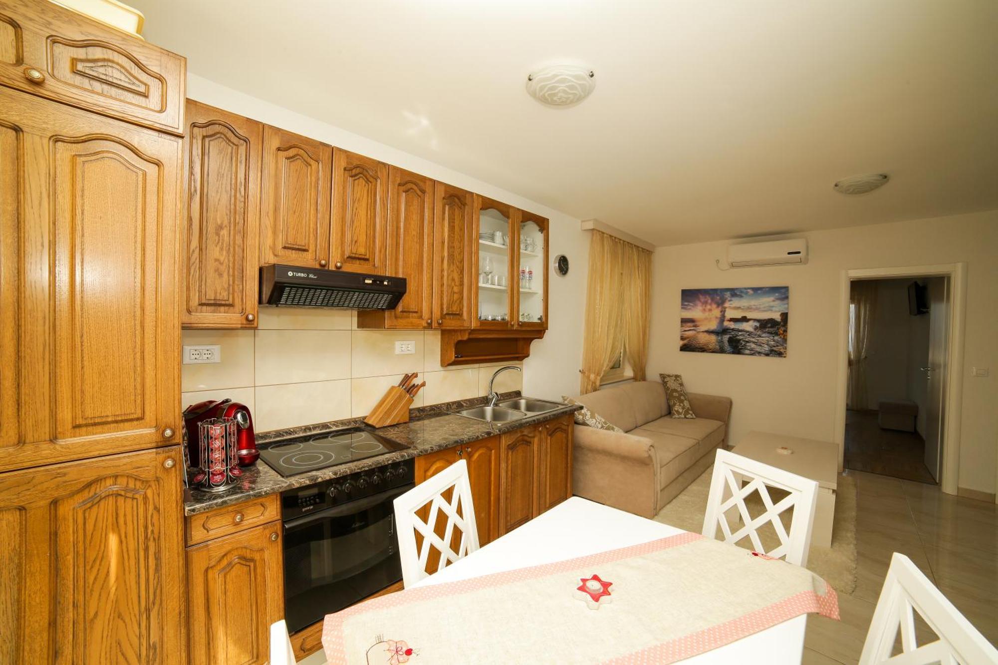 Apartments Manda Supetar Extérieur photo
